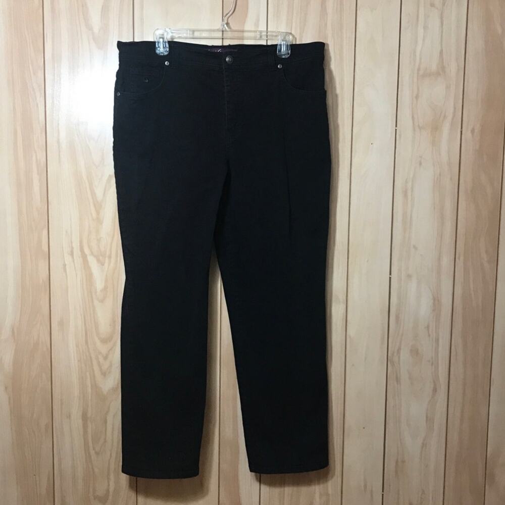 Gloria Vanderbilt Amanda Black Denim Wide Leg Jean 16 Short